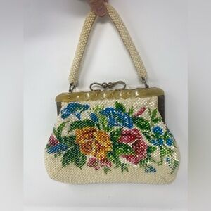 Incredible Vintage 50s Beaded Handbag/ Purse w/Floral Design